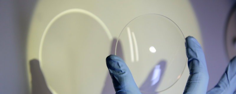 「非球面レンズについて」ページにリンクされたバナー画像